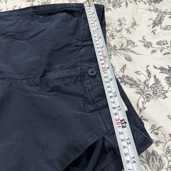 Gap (Gap for Good) navy girlfriend chino pants size 2 - Picture 6 of 8
